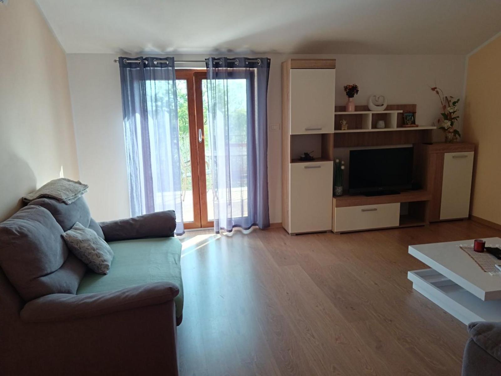 Apartment Petar In Begi *